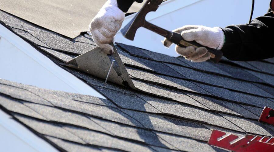 Professional gutter cleaning in Keezletown, VA